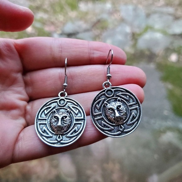 New Celtic Silver Wolf Hook Earrings - Picture 5 of 10